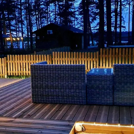 Lemo - Nad Samym Jeziorem, Nowe W Pelni Wyposazone Z Miejscem Parkingowym