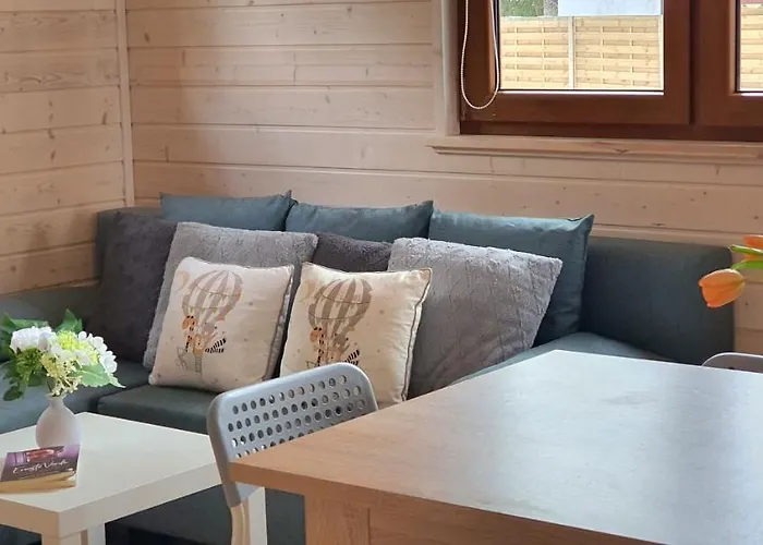 Lemo - Nad Samym Jeziorem, Nowe W Pelni Wyposazone Z Miejscem Parkingowym בית נופש בורסק